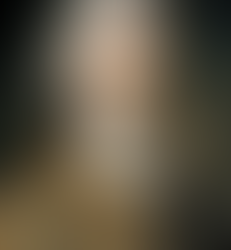 Rousseau, bilim ve sanatların ilerlemesinin ahlaki iyileşme getirdiği yönündeki yaygın kanaati sorgulamıştır. Ona göre bu ilerleme, insanın doğallığını örtmüş; özgürlüğünü zincirlemişti.