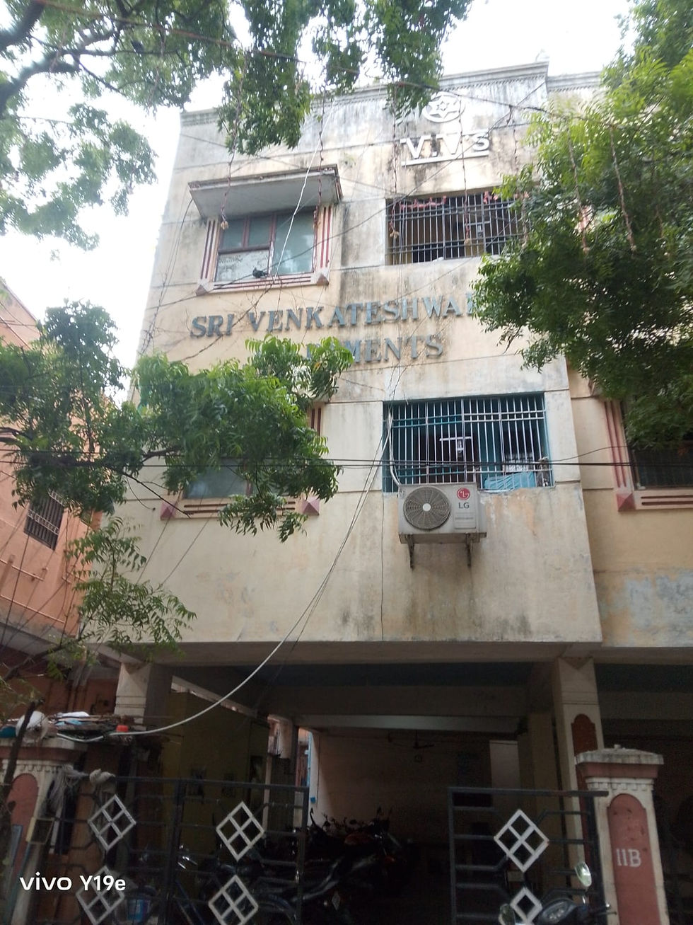 2BHK Residential Apartment for Sale at Saligramam - Rs.52 Lakh (Code :AA000616)