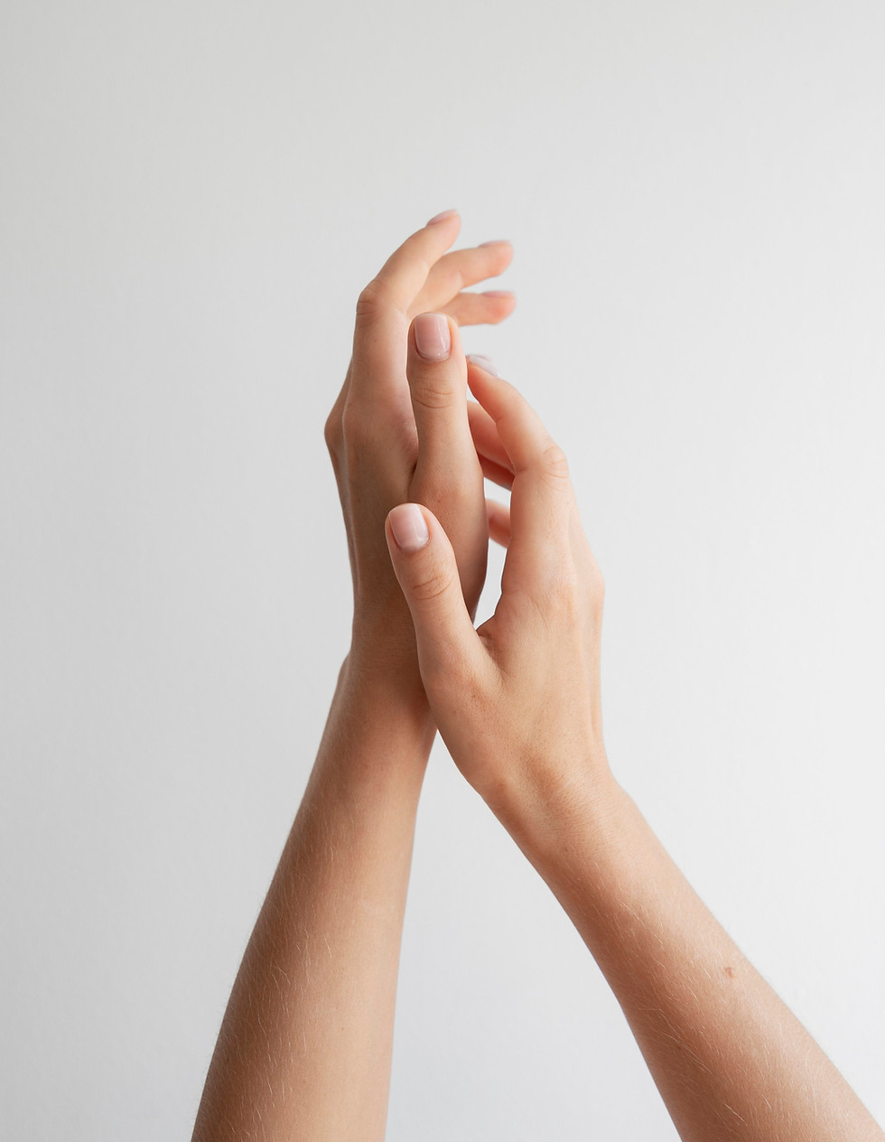 ידיים מטופחות, עור חלק, מוצרי טיפוח