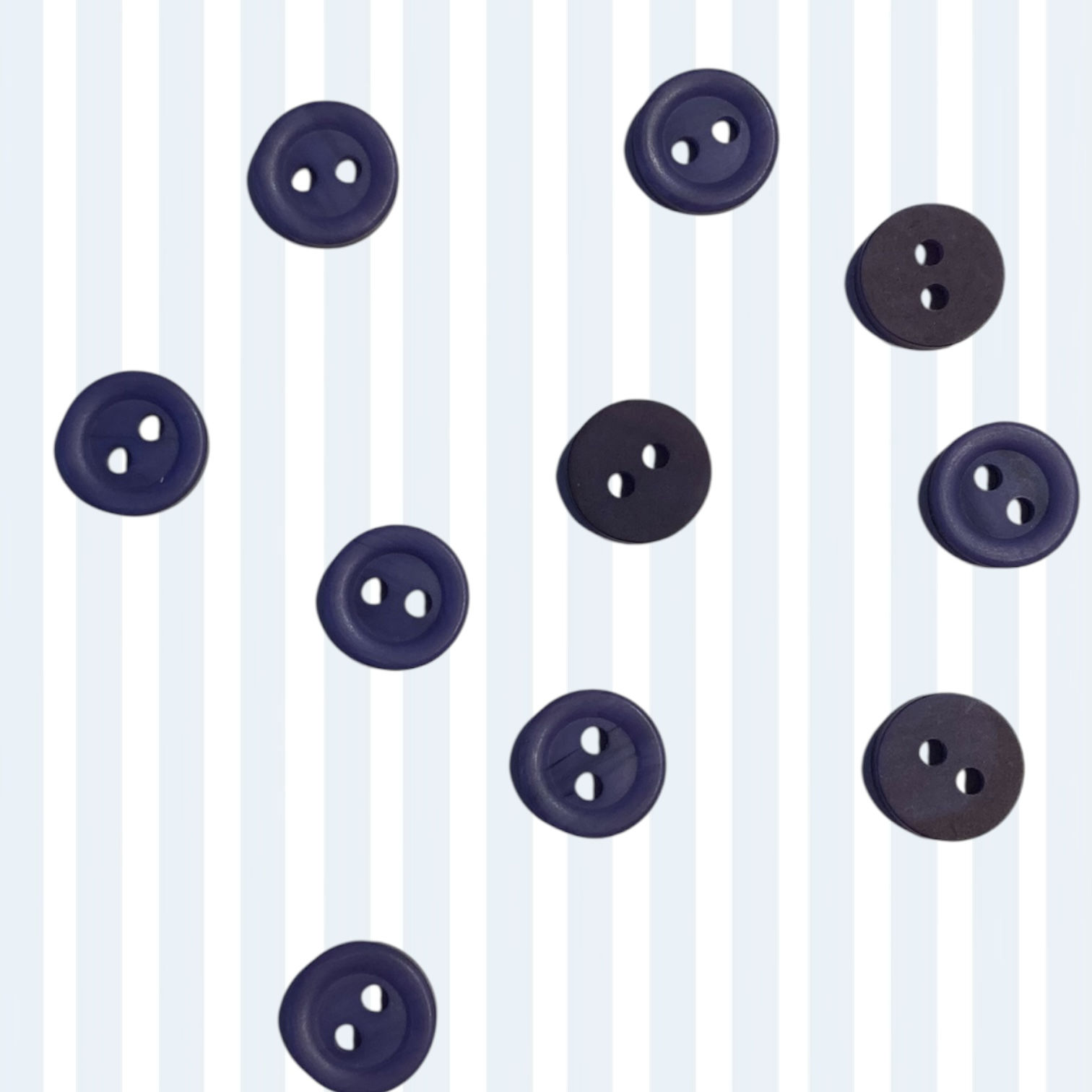 Buttons: Round 2 holes, purpe, plastic