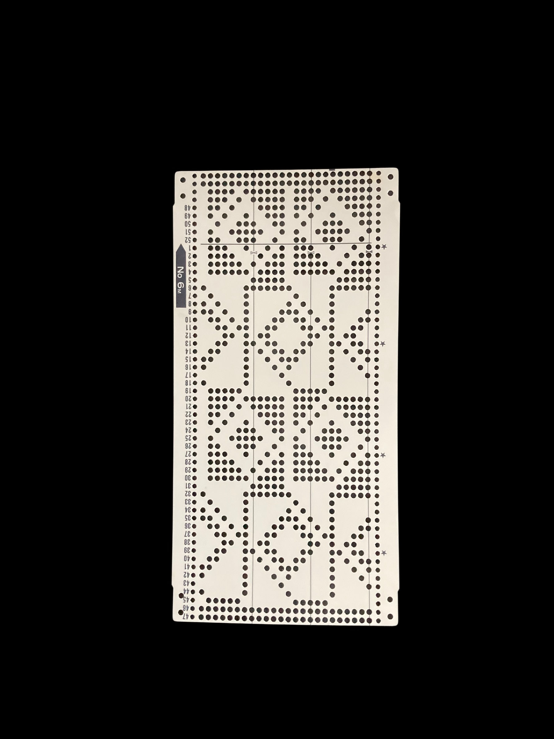 Punchcard for standart knitting machines, card No.6M