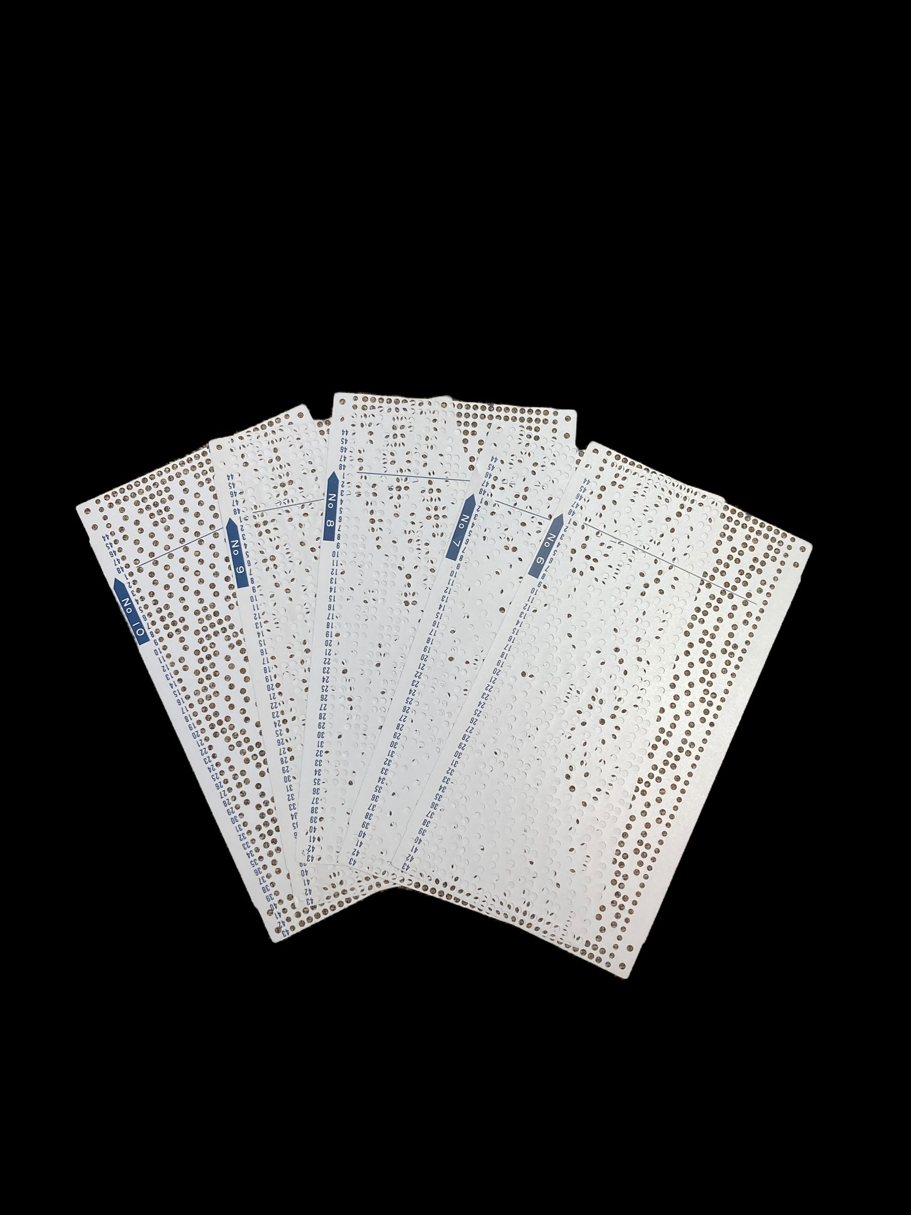 Punchcard set for standart gauge knitting machines, cards no.:6-10