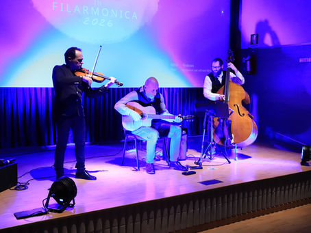 LO SWING VOLA A PARIGI