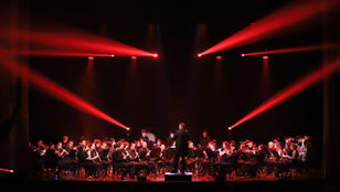 HANS ZIMMER: UNA SERATA STRAORDINARIA TRA MUSICA, LUCI ED EMOZIONI