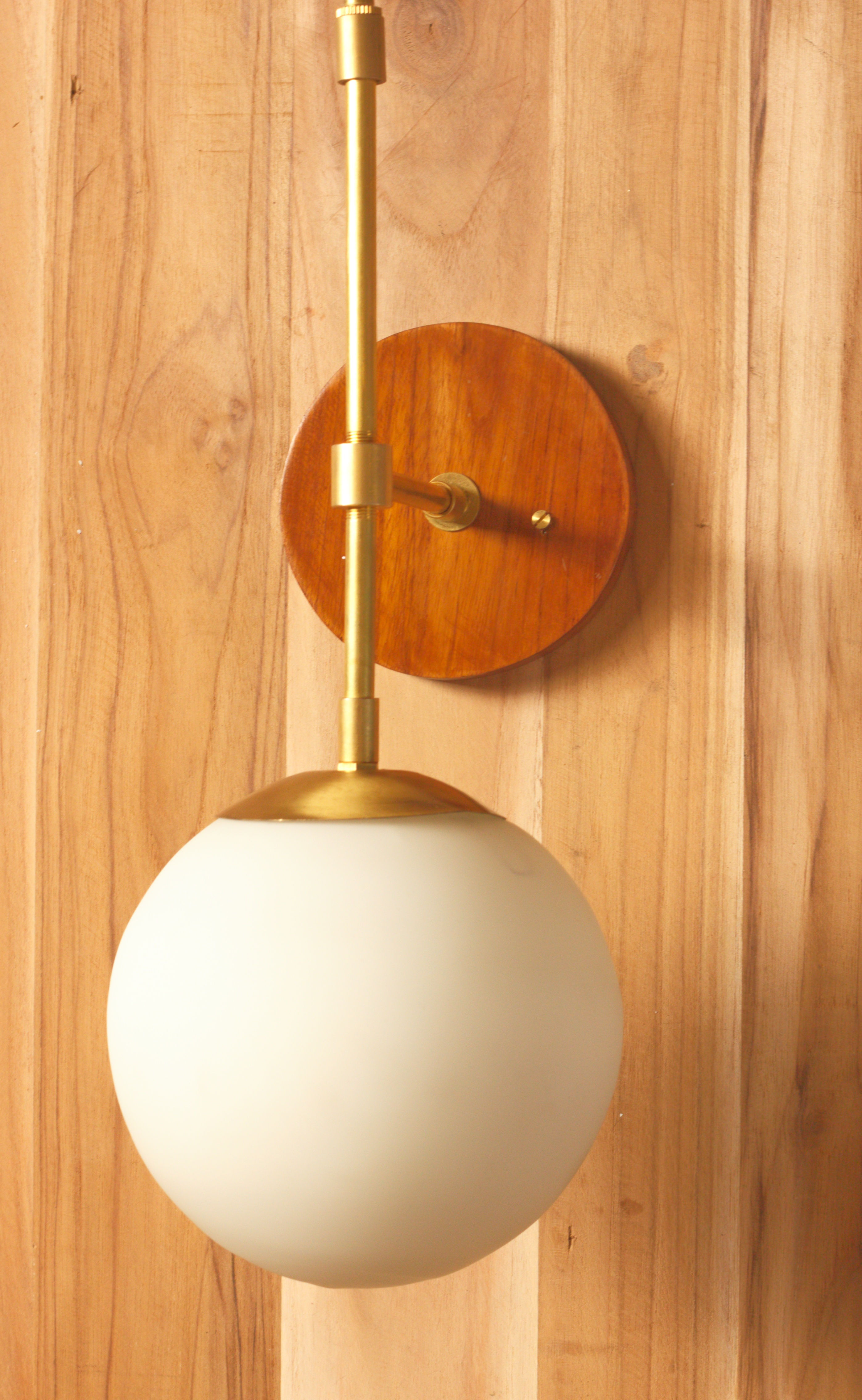 Royalty-Verglas Wall Sconce