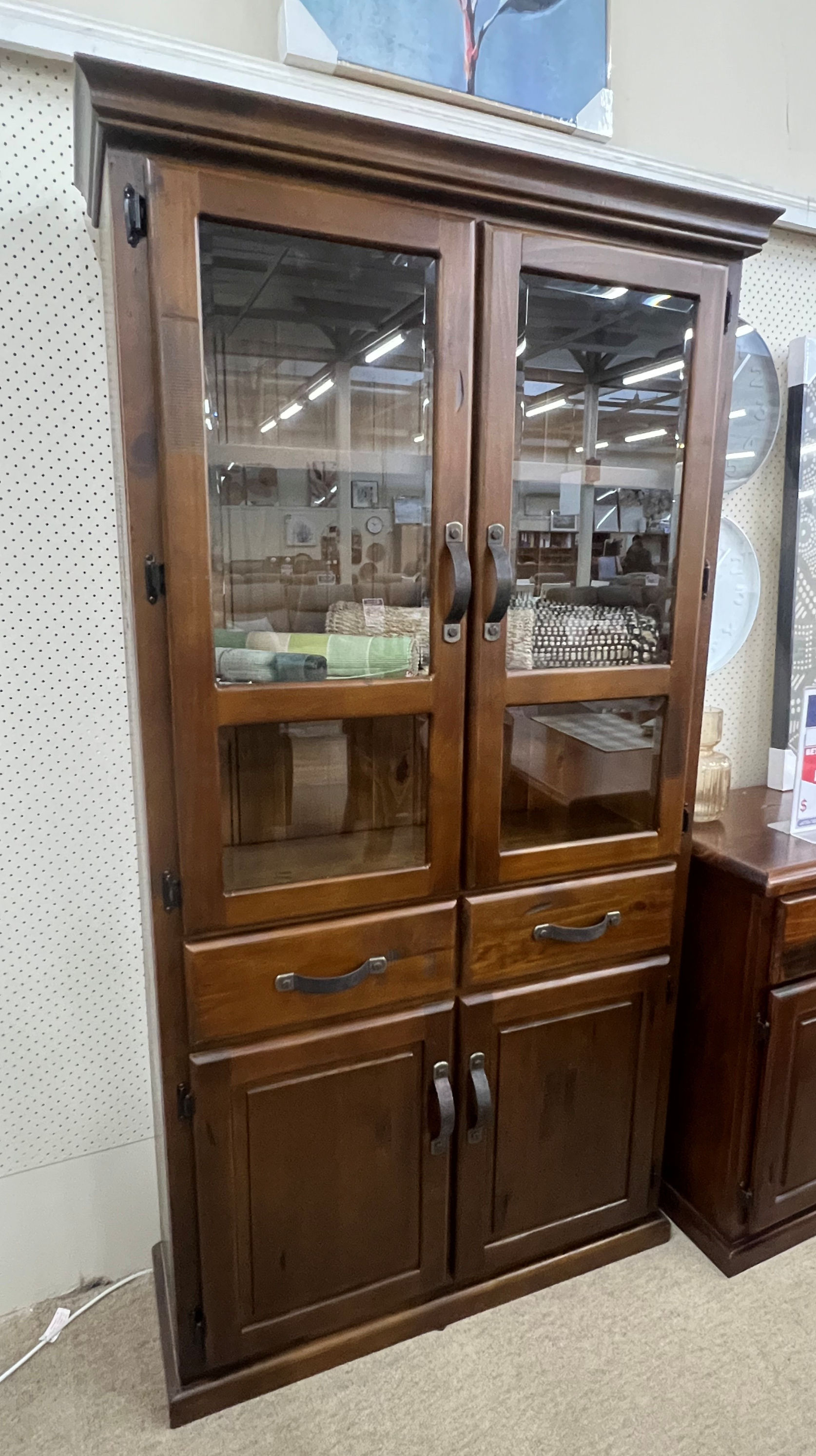 Fitzroy Glass Display