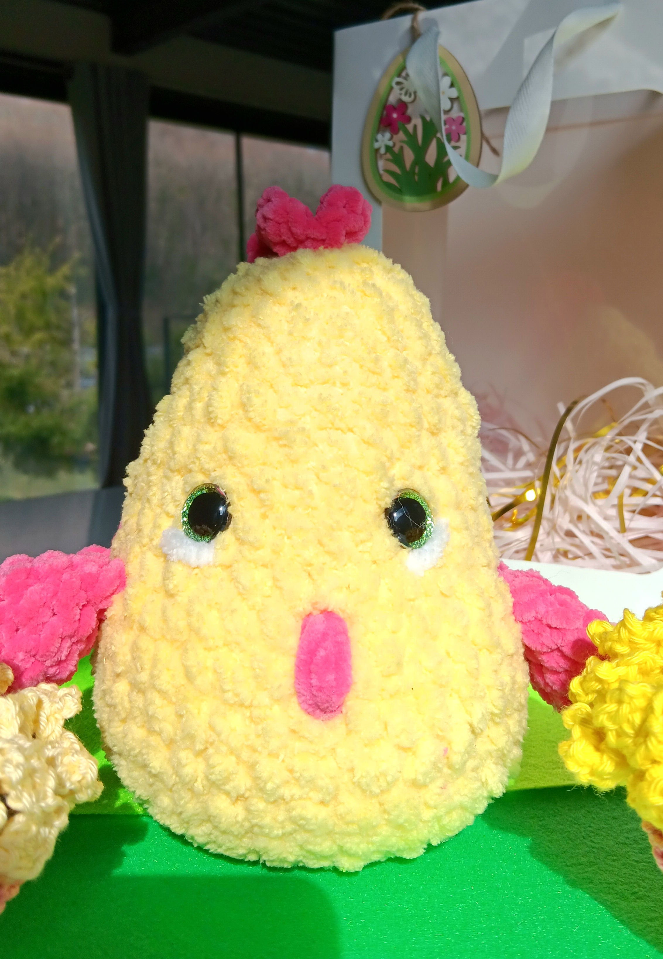 Poulette "Yellow" de Pâques