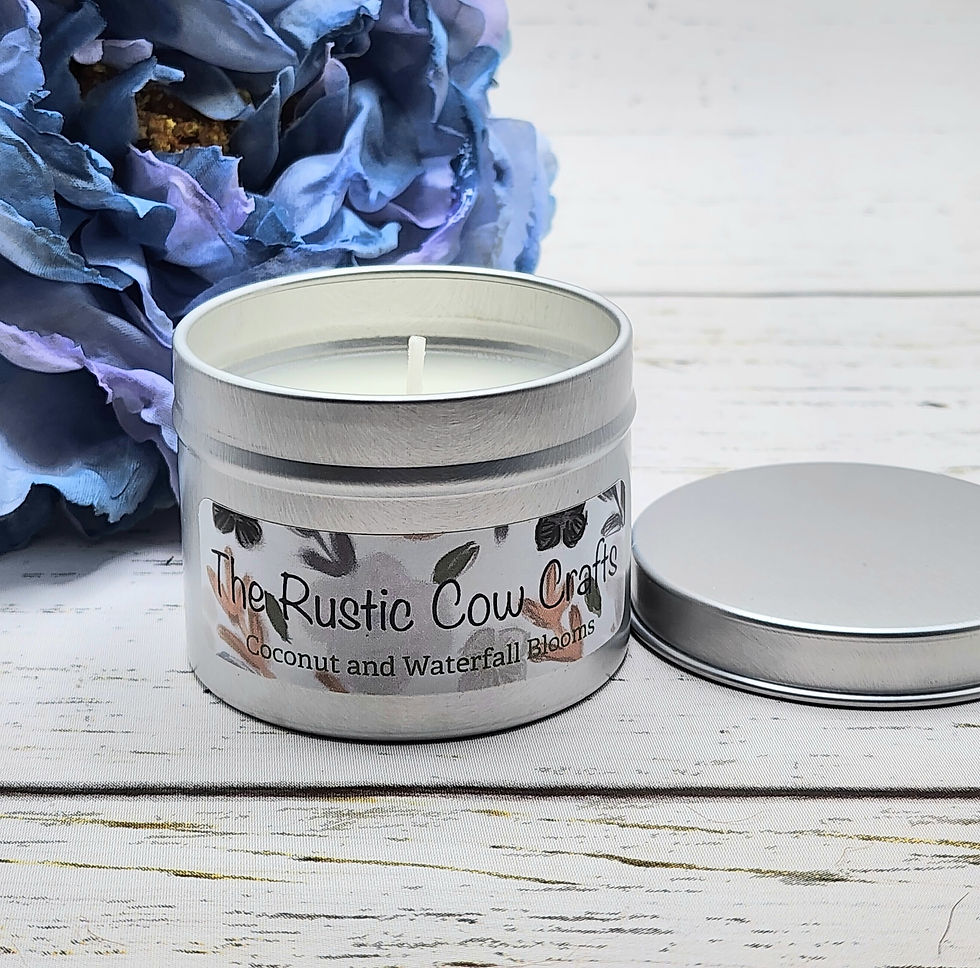 Thumbnail: Coconut and Waterfall Blooms Soy Candle