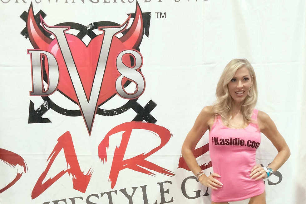 DV8 Dare Hotwife Holly at Exxxotica