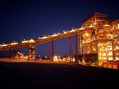 El 78% de mineras ya incorpora inteligencia artificial, pero el talento es el mayor desafío