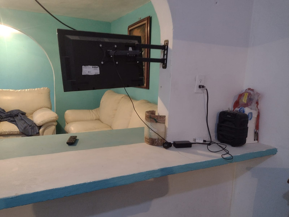 Miniatura: CASA GRANDE EN VENTA 210 M²