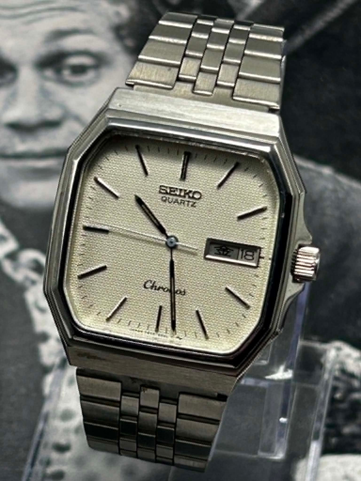 Vintage 1983 Seiko 7433-5010 Quartz CHRONOS Tank Watch