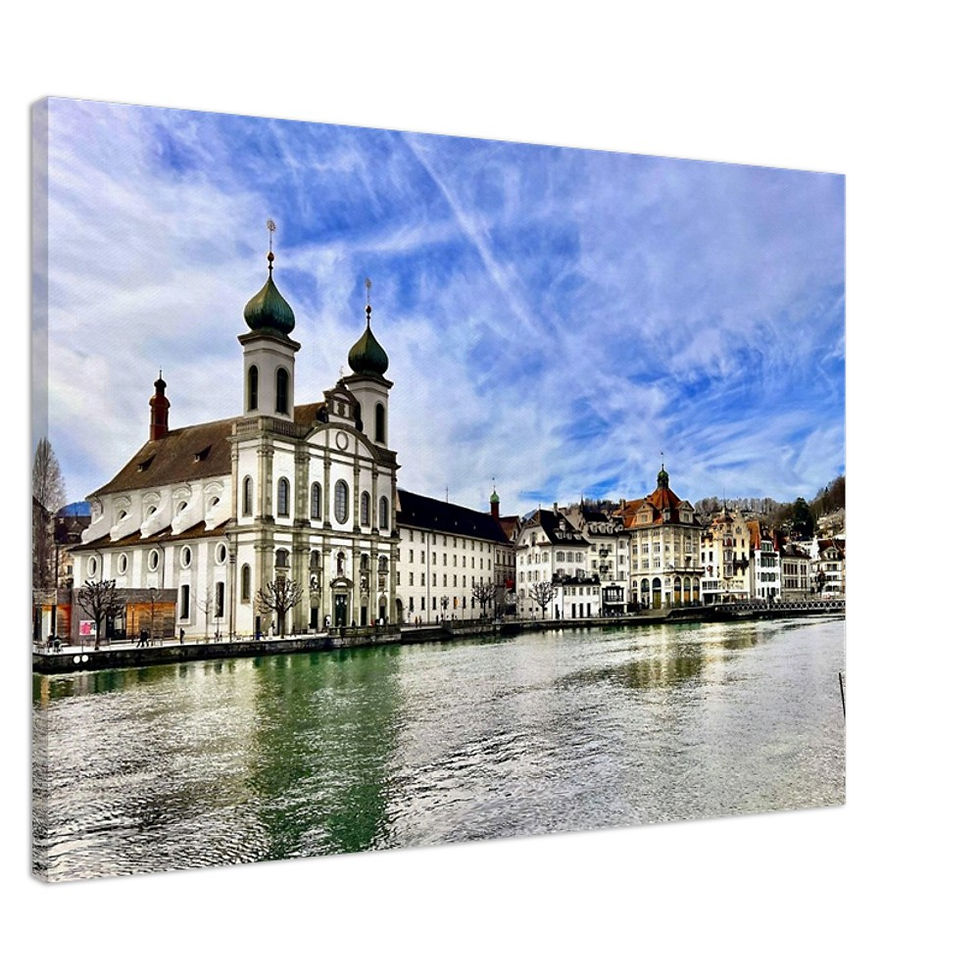 Lake Lucern, Switzerland Altstadt-Wey 2