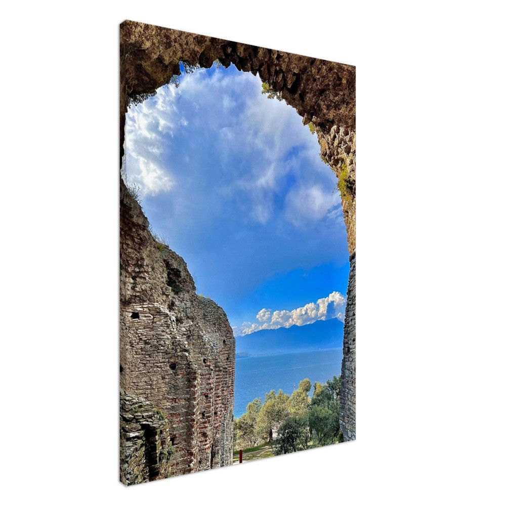 Grotto di Catullo e Museo Archologico di Sirmione, natural and sky blue