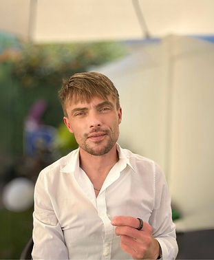 Oliver Drakeford, LMFT - Online Therapy