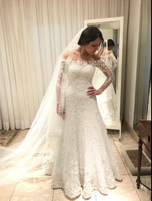 Miniatura: Vestido de noiva em renda bordada Paulo Dolce