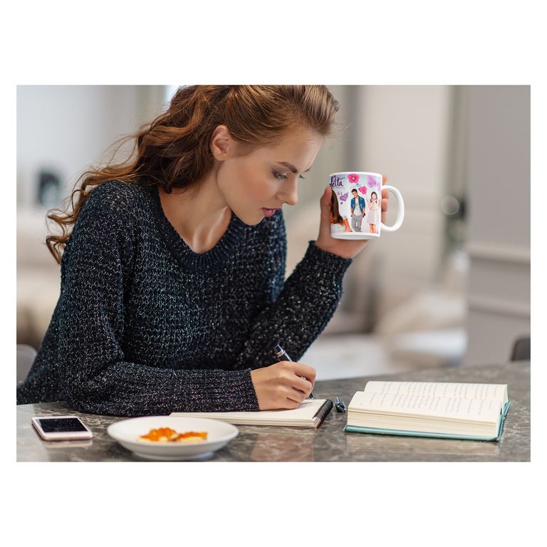Taza Cantos y Corazones de Violetta