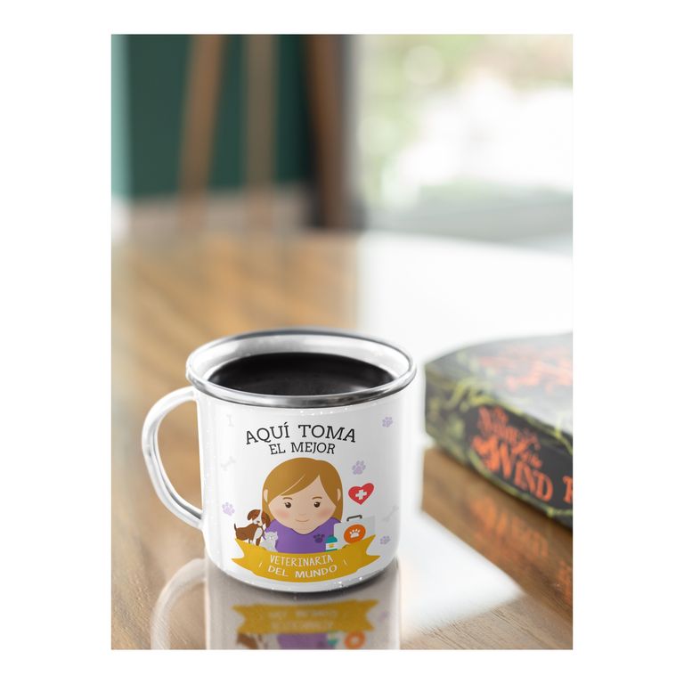 Taza Enlozada Dia Veterinaria - Amor Animal y Café