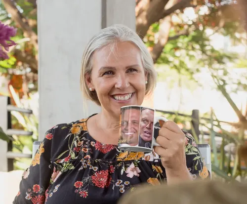 Taza Con Cada Sorbo, Un Hit De Luis Miguel Blanco