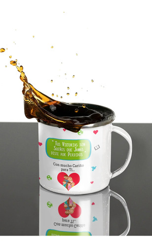 Taza Enlozada Entre Ayuda Y Aromas De Café Trabajador Social