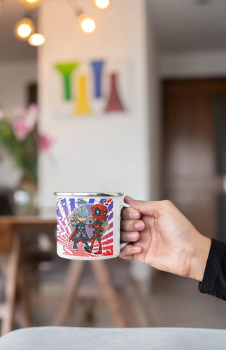 Taza Enlozada Martillo Y Sarcasmo - Thor Y Deadpool Blanco Thor Vs Deadpool