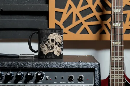 Taza Mágica De Metallica - Bandas De Rock 01 Negro Calavera