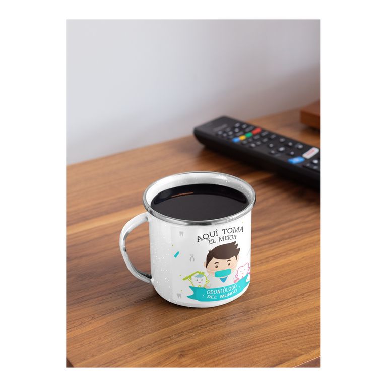 Taza Enlozada Entre Muelas y Mocas - Odontólogo