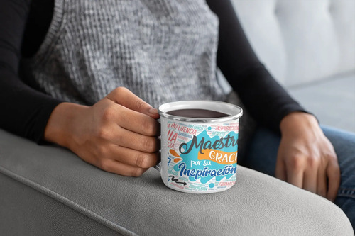Taza enlozada de agradecimiento para profesores