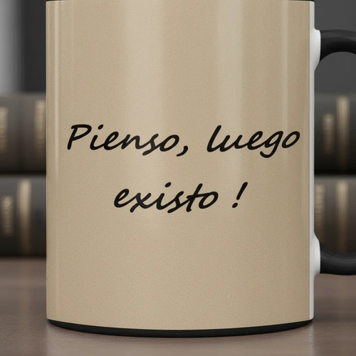 Taza Mágica René Descartes Pienso, Luego Existo Negro Arte