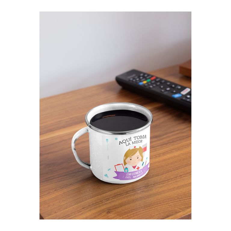 Taza Enlozada Entre Turnos y Tés - Enfermera