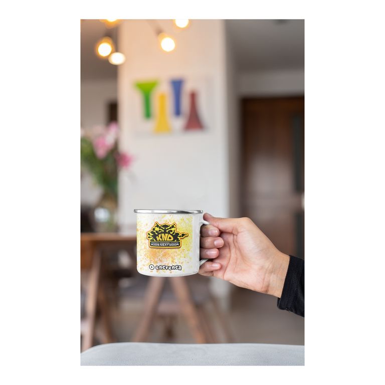 Taza Enlozada Número 4 Los Chicos del Barrio KND