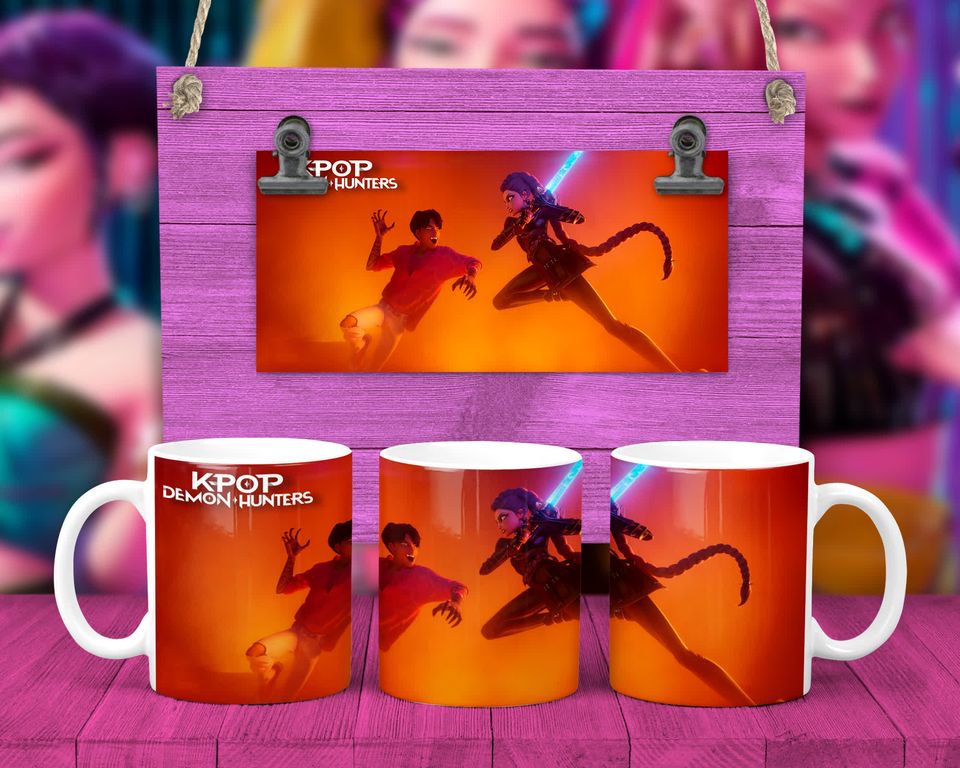 Taza Cerámica 11oz KPOP Demon Hunters Batalla de Fuego Escena Épica