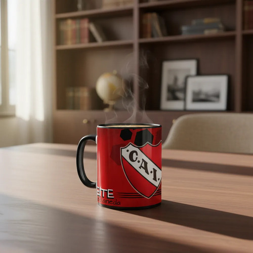 Taza Equipo De Fútbol Argentino Independiente De Avellaneda Negro