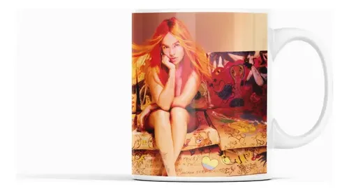 Taza Karol G - Estrella Del Reggaetón Blanco