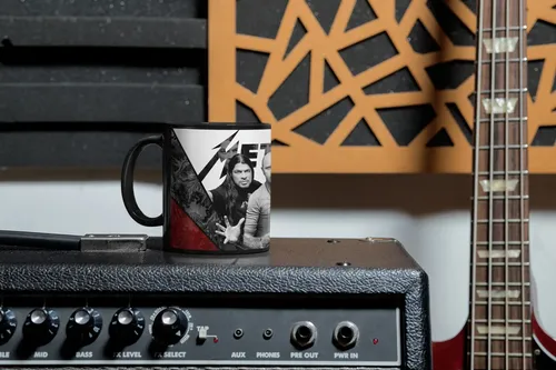 Taza Mágica De Metallica - Bandas De Rock 02 Negro Metallica Band
