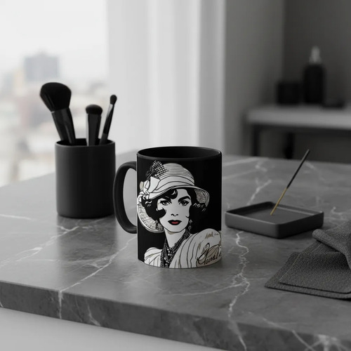 Taza Mágica Coco Chanel Moda Y Estilo Negro Moda