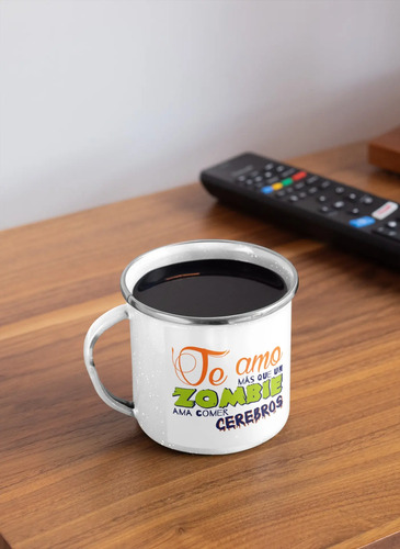 Taza Enlozada Cerebros Y Más Cerebros - Fiesta Zombie Blanco Regalo Fiesta