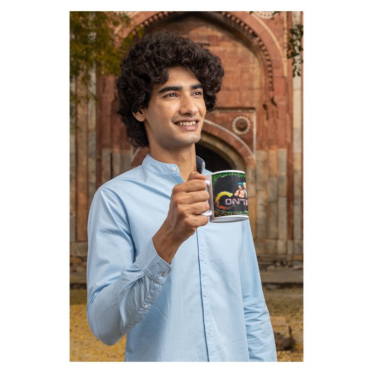 Taza Contra - Armamento y Acción