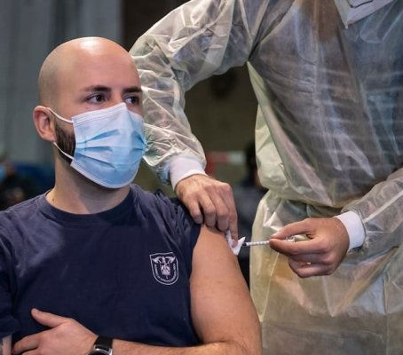 Covid-19: Vacinação dos cerca de 15 mil bombeiros concluída