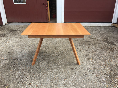 Georgetown Dining Table