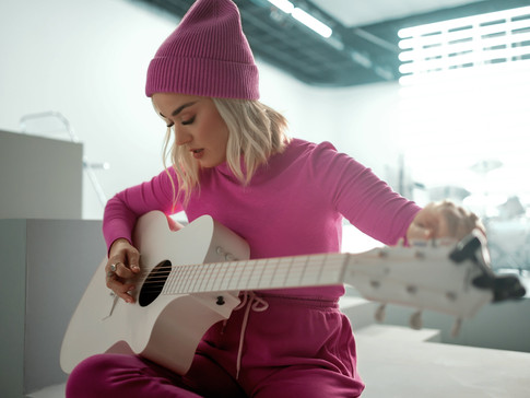 International Recording Artist Katy Perry Headlines Gap’s Holiday 2021 Campaign, ALL TOGETHER NOW