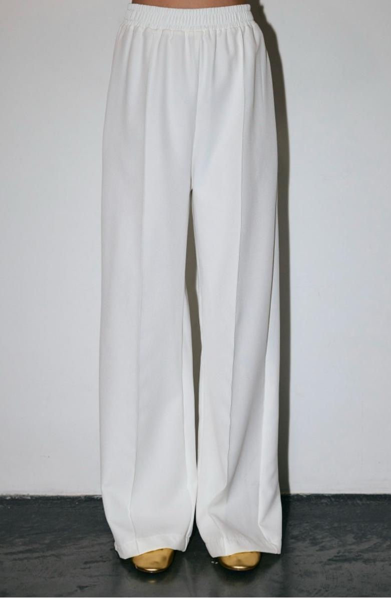 Elegante Damenhose – Hohe Taille, Weites Bein & Perfekter Sitz in Weiß