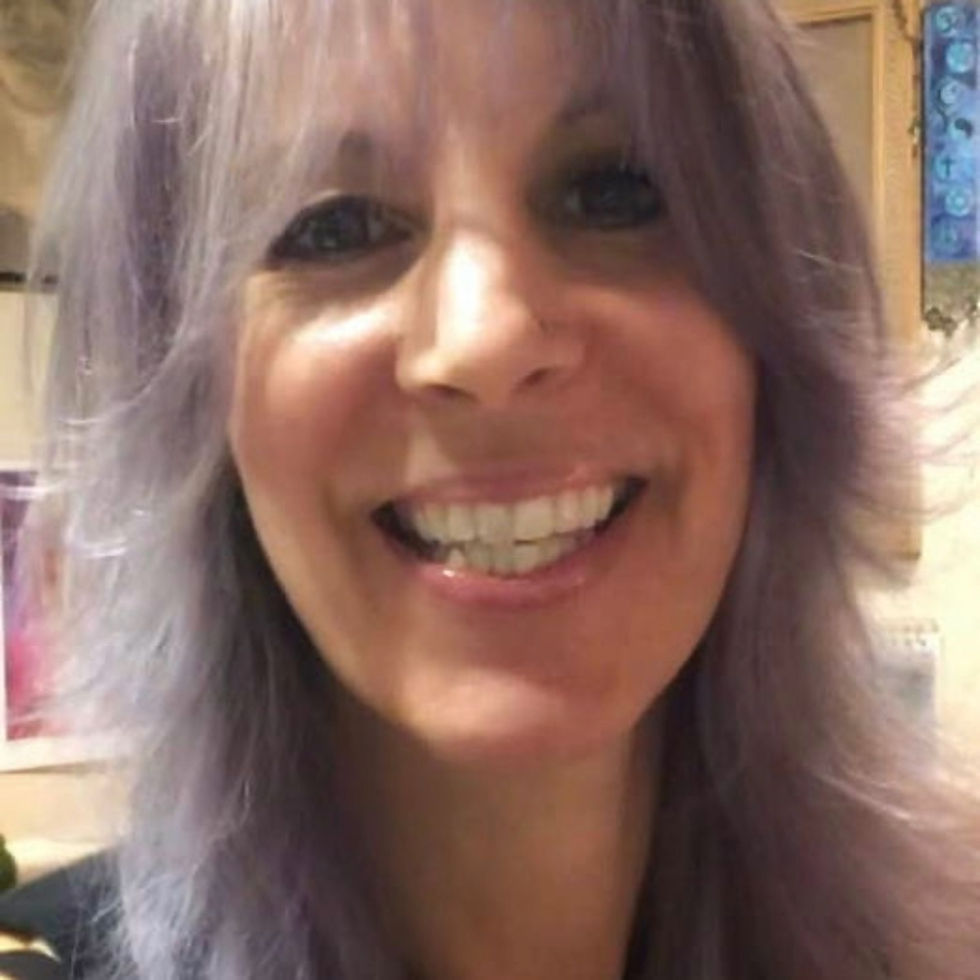 Jen Beldy Post  -  Blue Rose Lineage