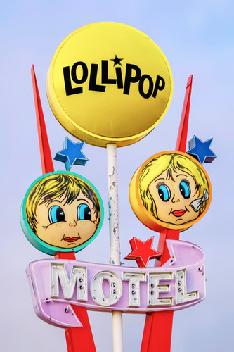 Lollipop Motel | CARLV12.com