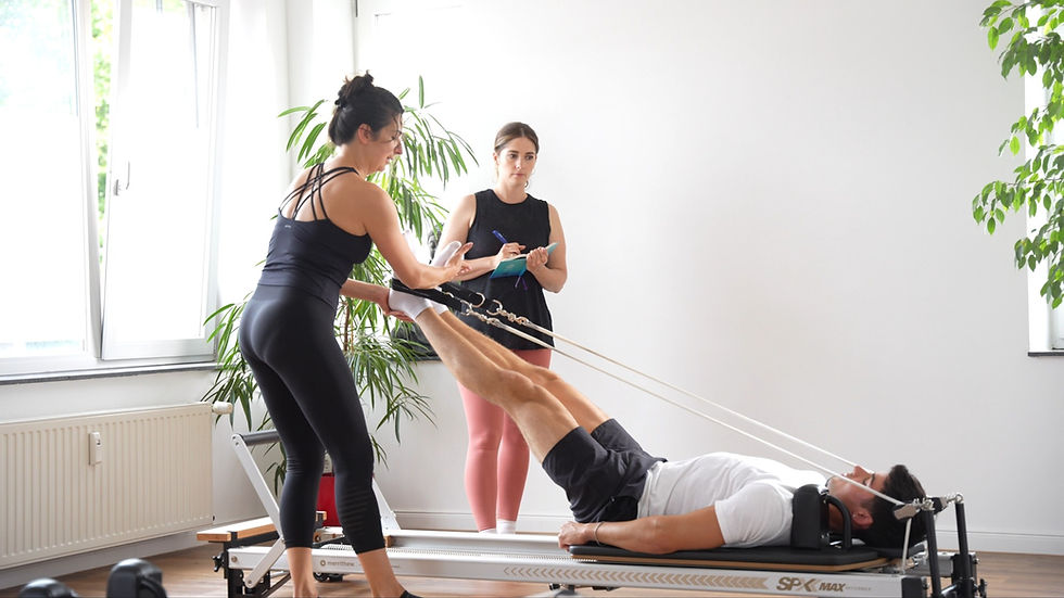 Reformer-Yulia-Student-Lukas-01 - gross.jpg
