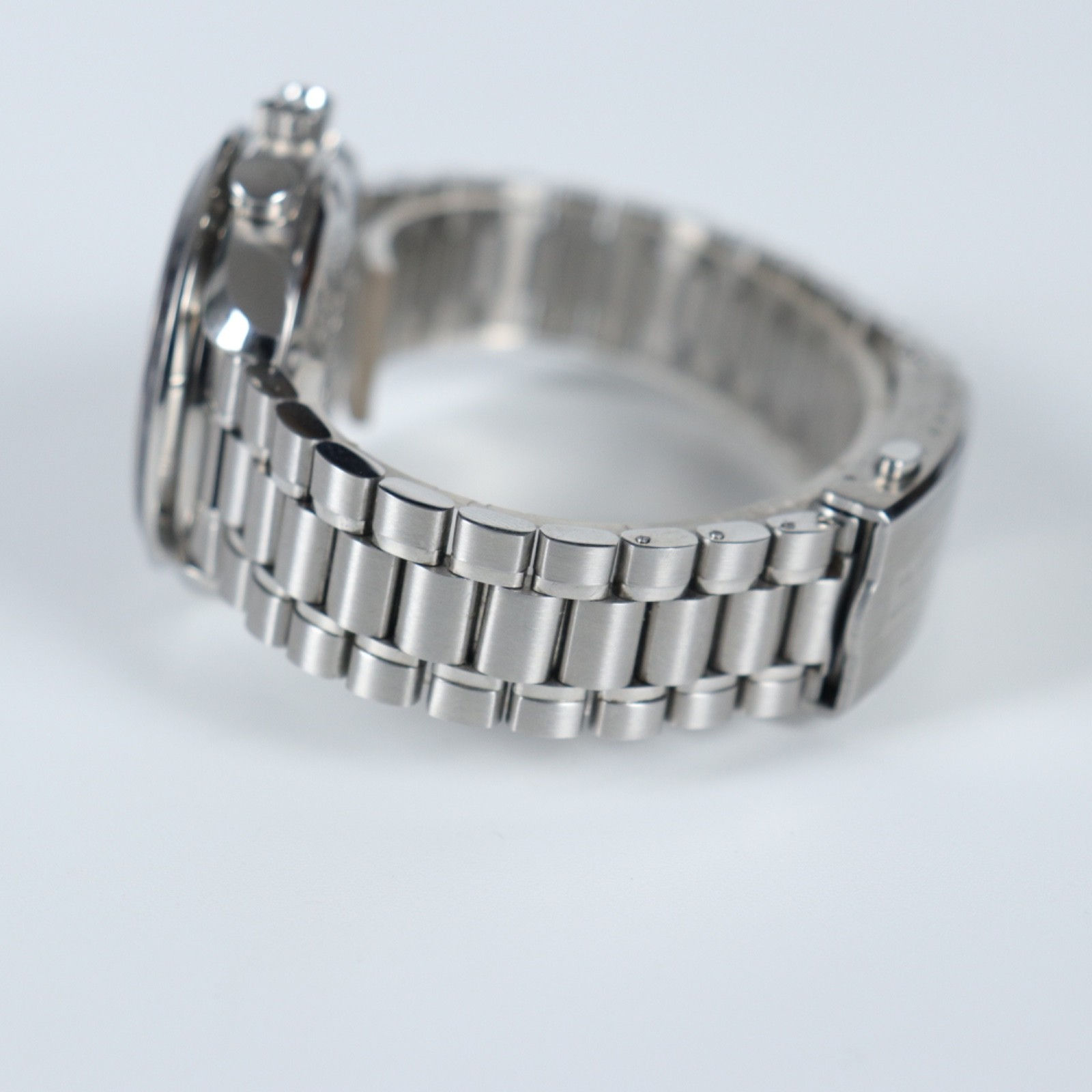 Omega Speedmaster Racing Ref. 326.30.40.50.11.001