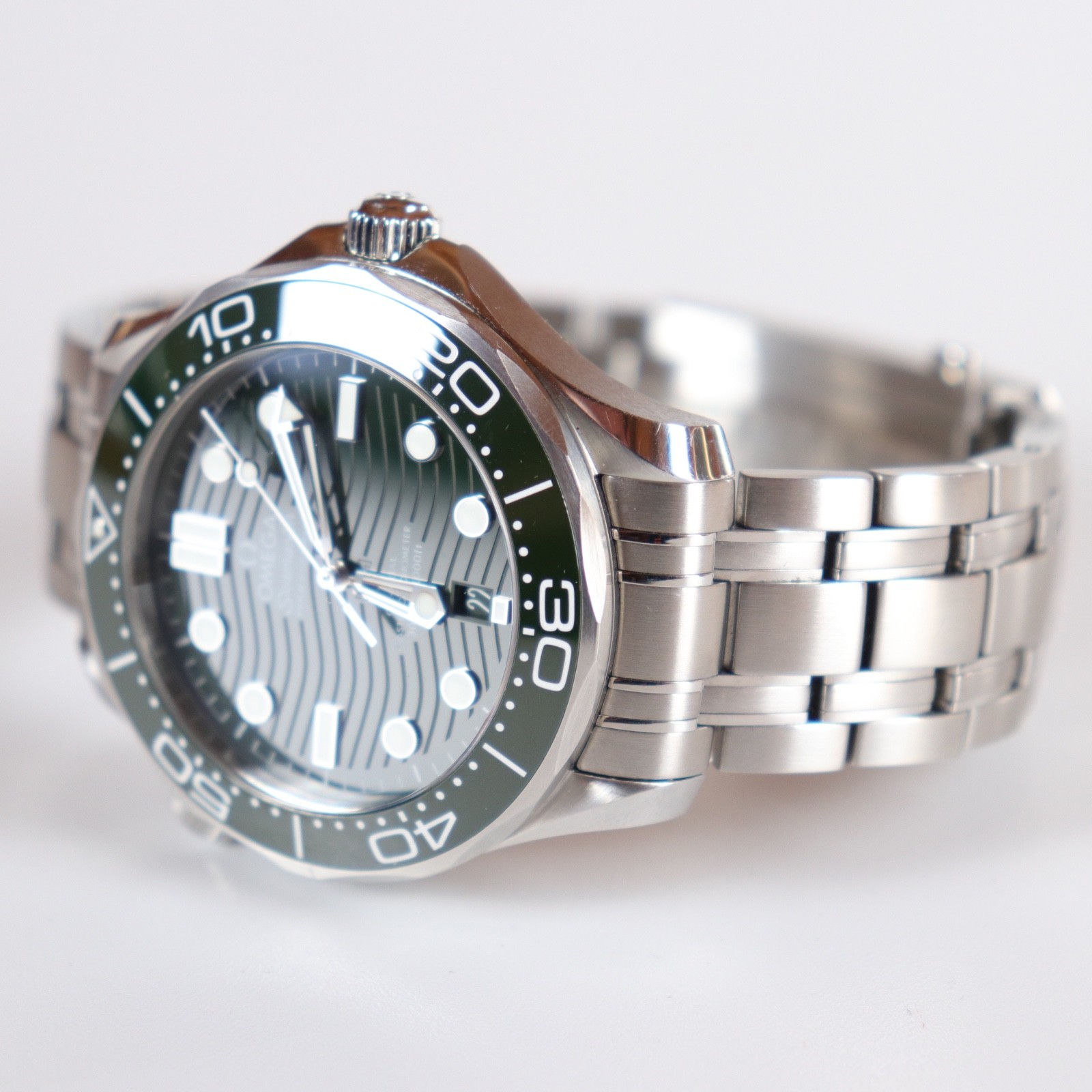 Omega Seamaster Green 'Seaweed' Ref. 210.30.42.20.10.001