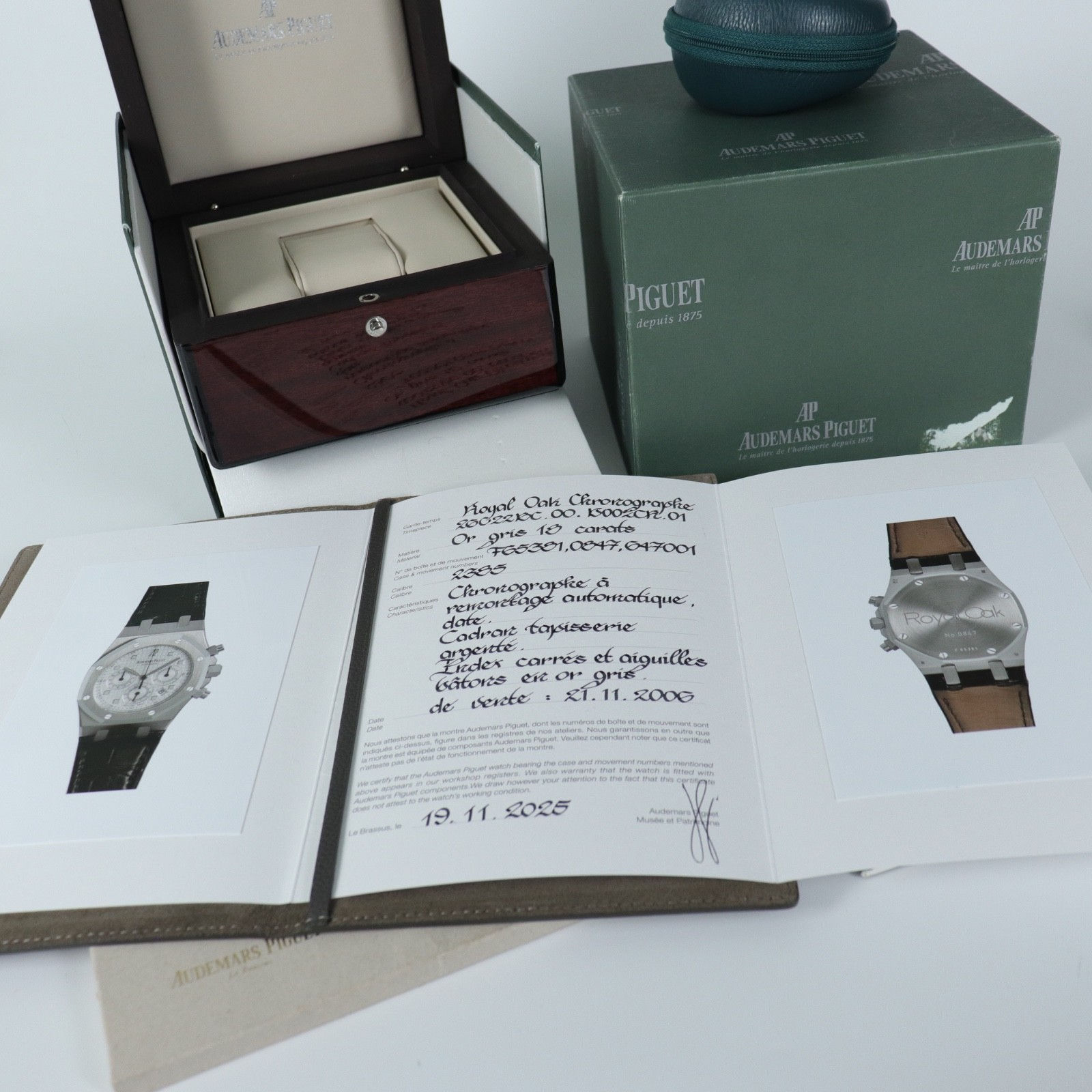 Audemars Piguet Royal Oak Chronograph Ref. 26022BC