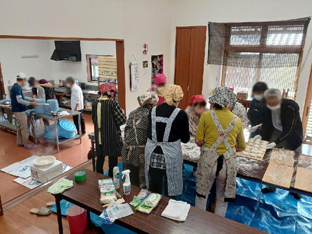 宗祖降誕会が行われました