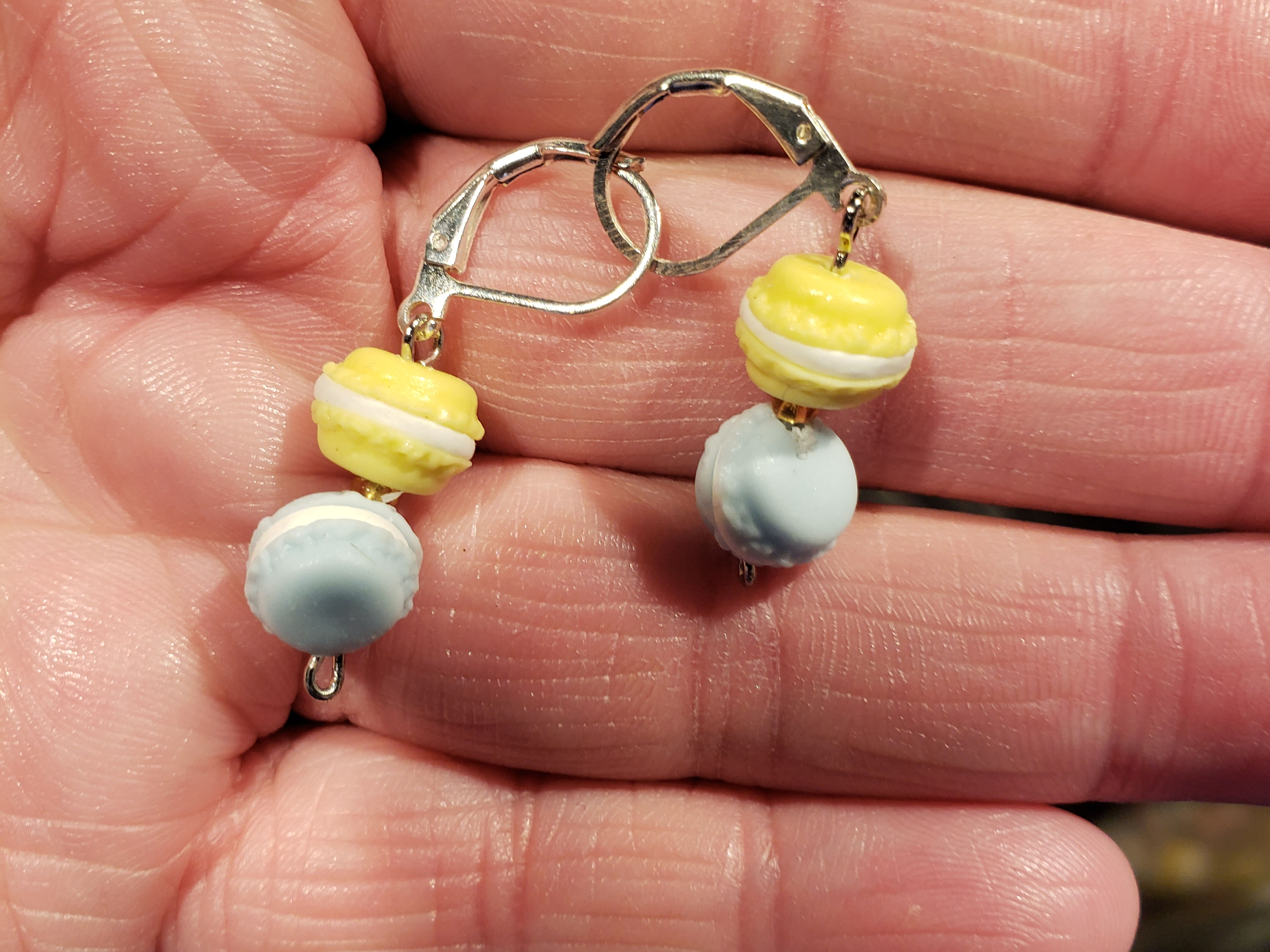 Mini macaron earrings